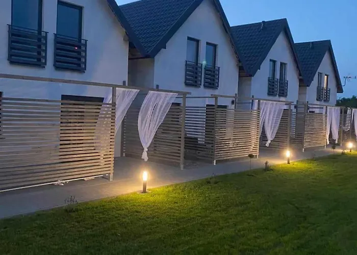 Domki Caloroczne Perelka Lubiatowska